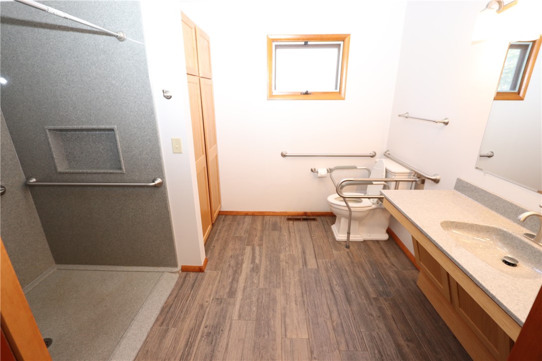 815 Long Street Property Photo 9