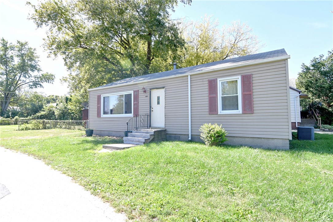 905 W Olive Street Property Photo 2
