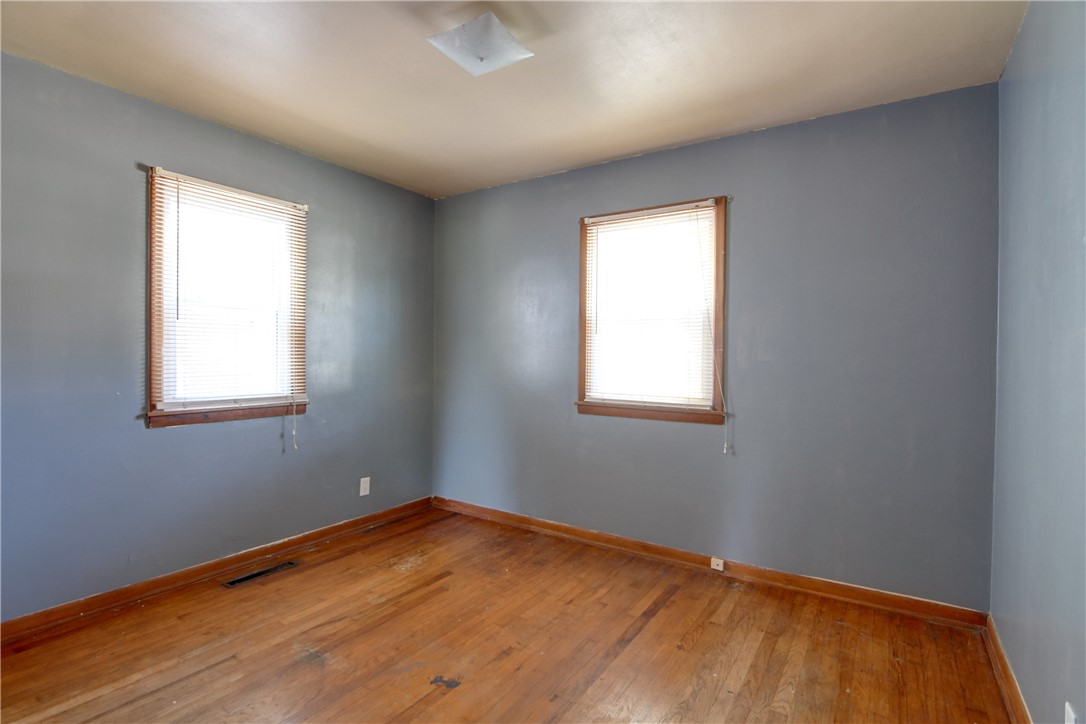 905 W Olive Street Property Photo 11