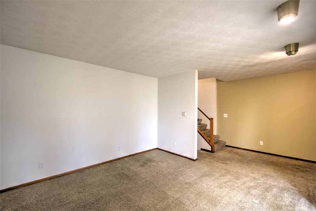 204 N Birch Street Property Photo 9