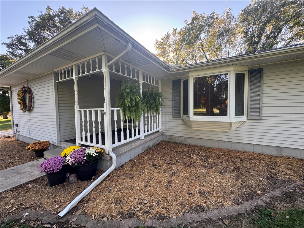 22527 N 1325th Street Property Photo 4