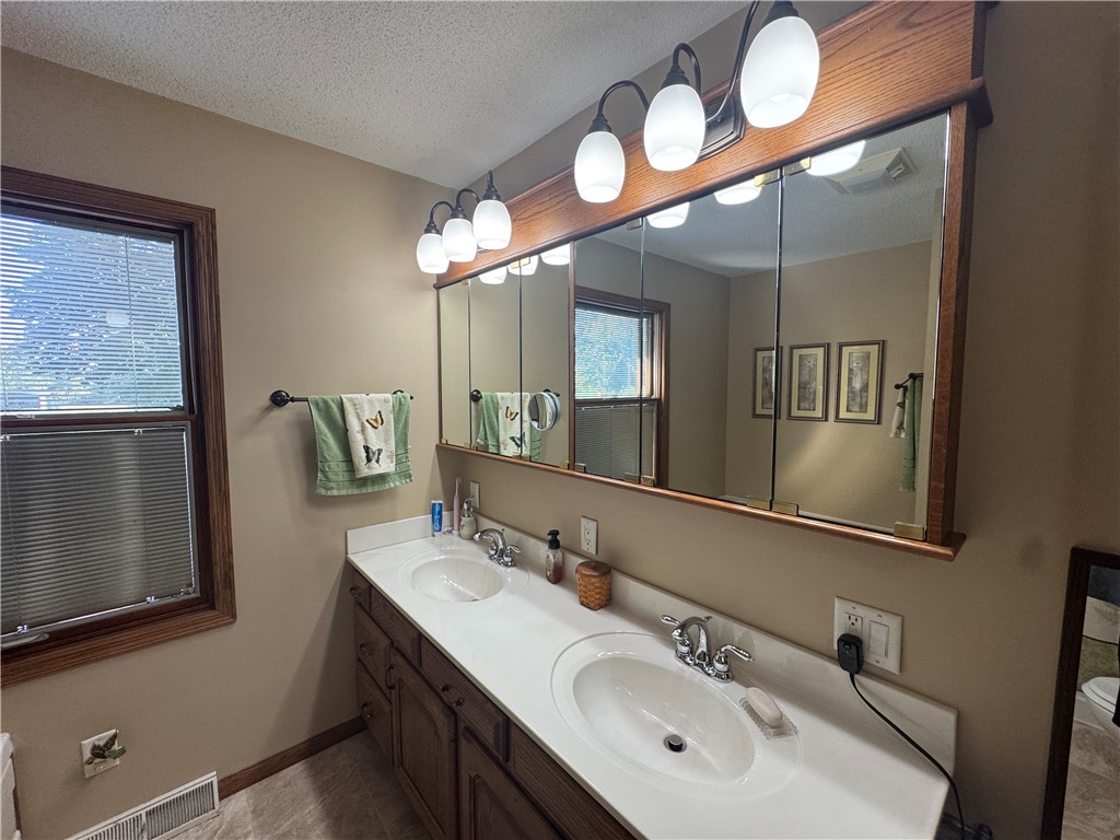22527 N 1325th Street Property Photo 33