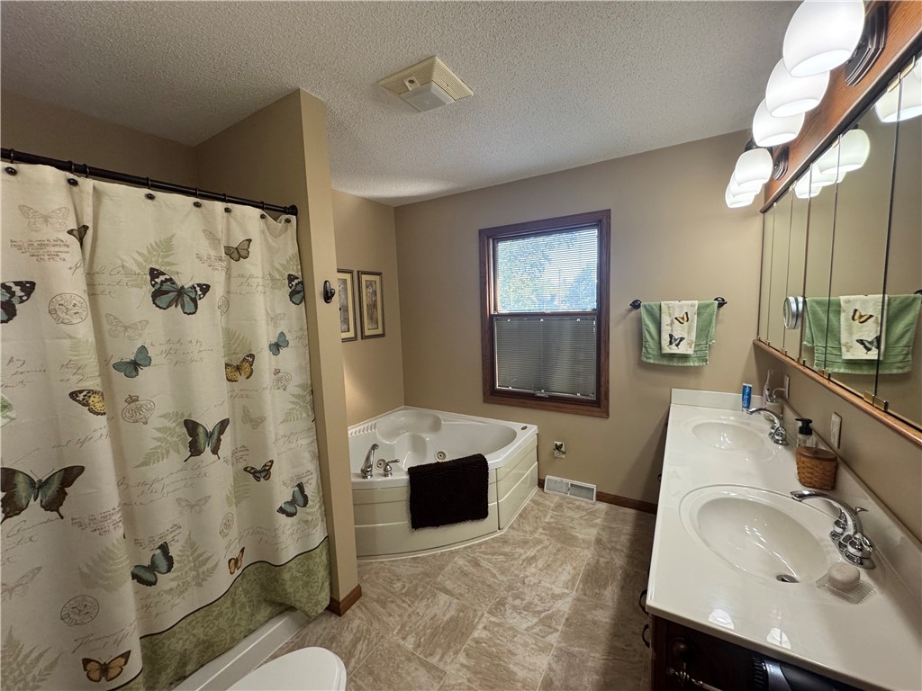 22527 N 1325th Street Property Photo 35
