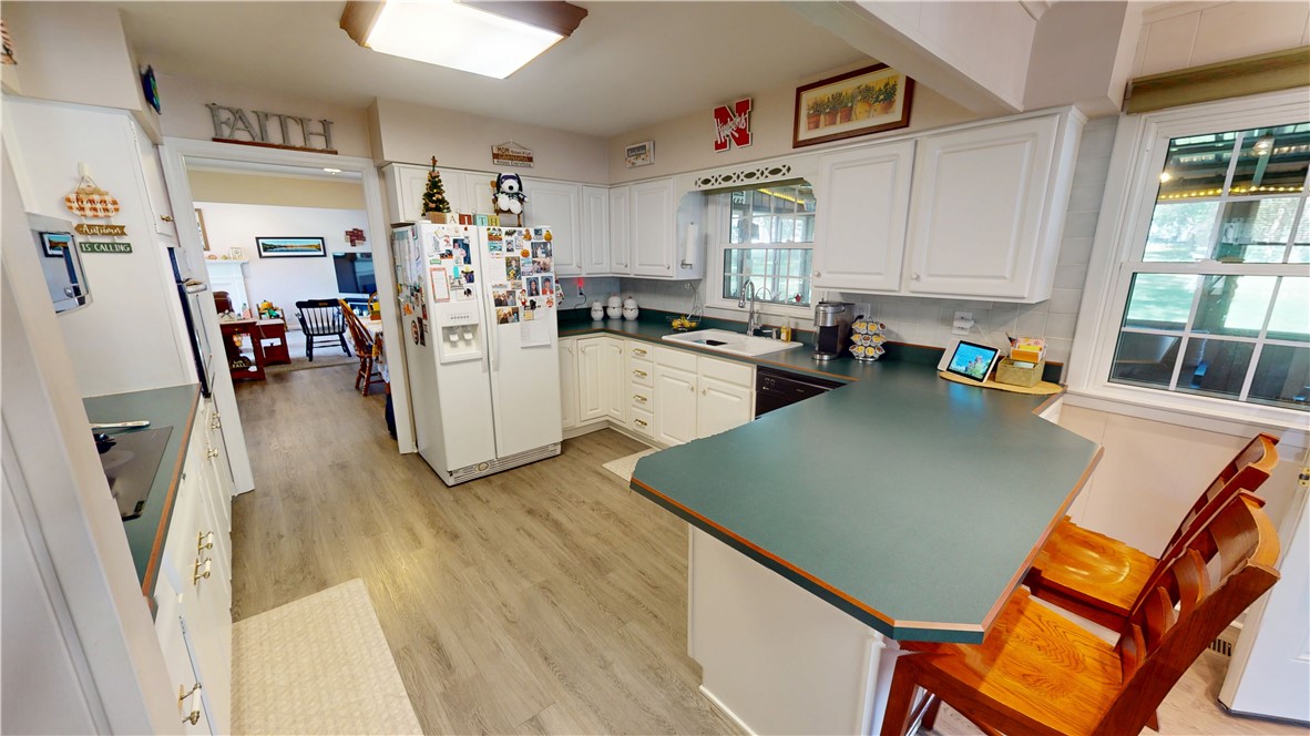 208 Denvale Drive Property Photo 11