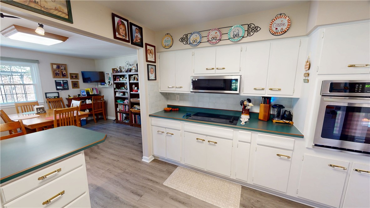 208 Denvale Drive Property Photo 14