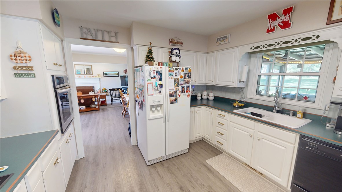 208 Denvale Drive Property Photo 16