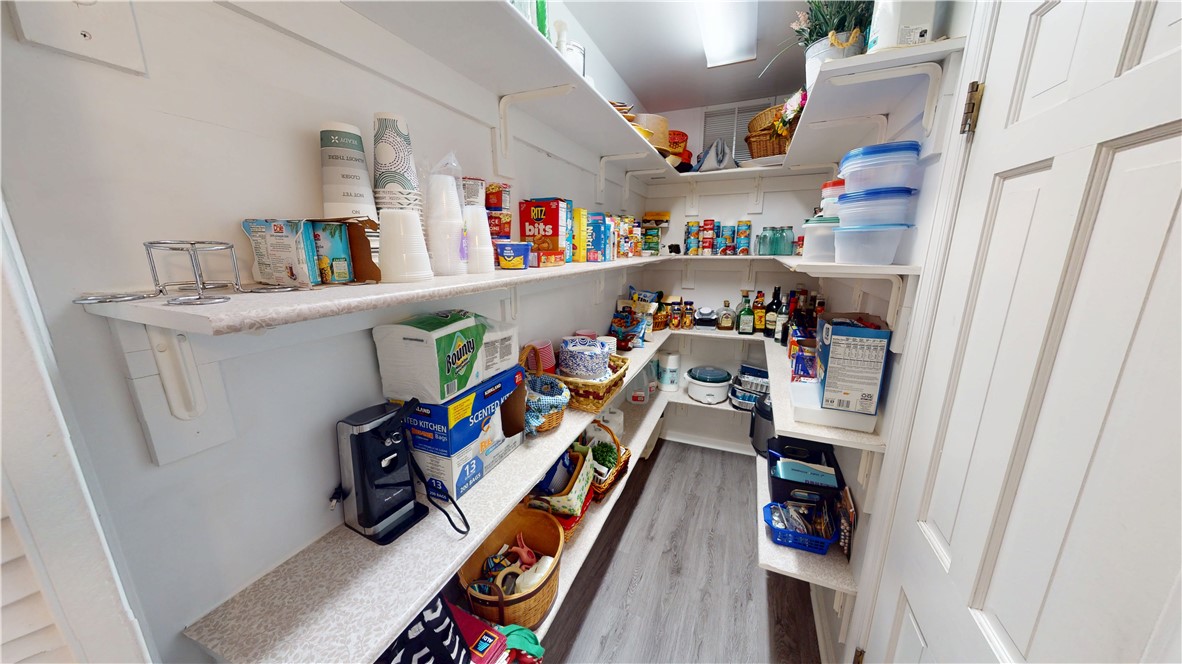 208 Denvale Drive Property Photo 23