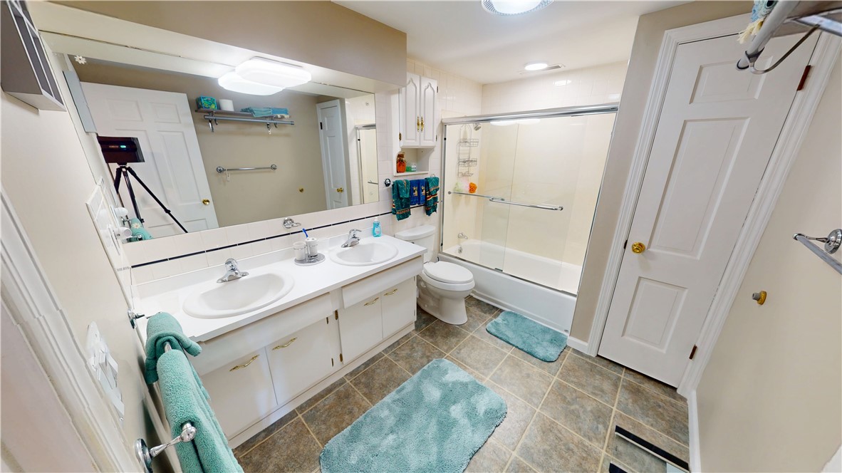 208 Denvale Drive Property Photo 29