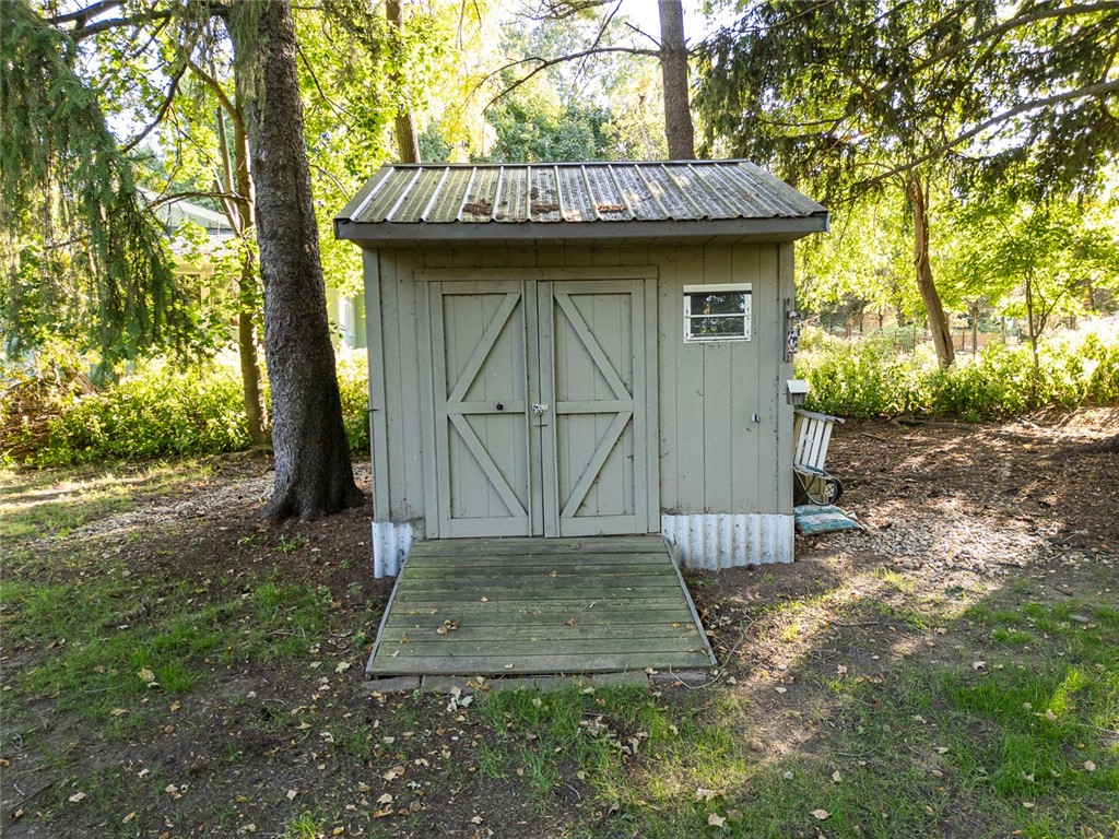 208 Denvale Drive Property Photo 39