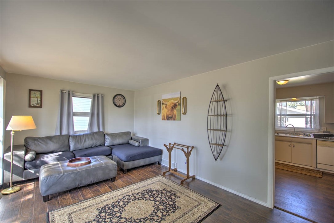 2222 Yorkshire Drive Property Photo 10