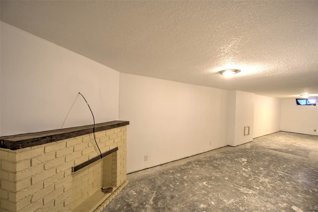 2222 Yorkshire Drive Property Photo 20