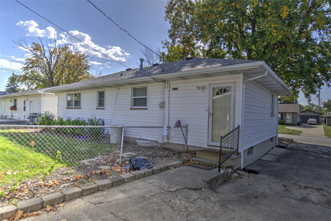 2222 Yorkshire Drive Property Photo 24