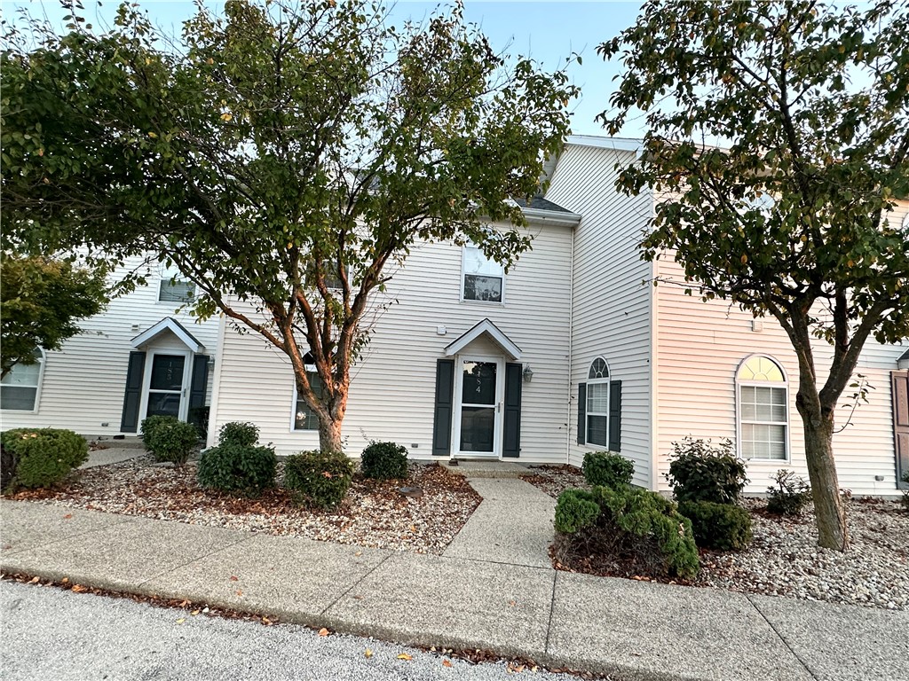 184 Beyers Lake Estate Property Photo 1