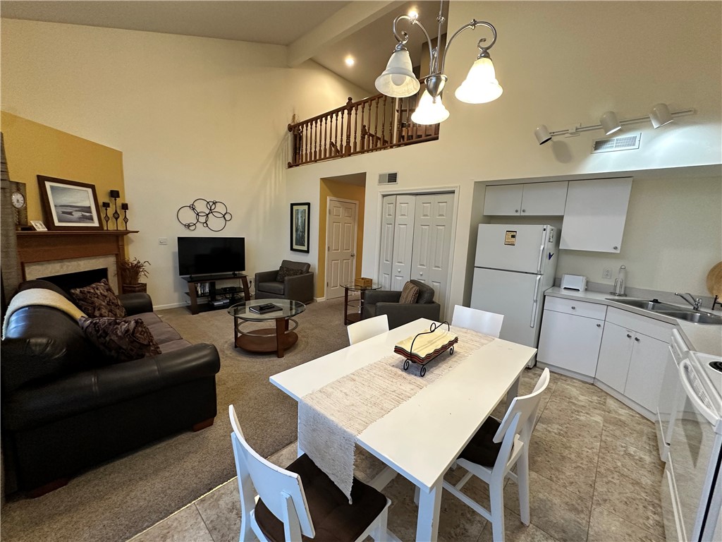 184 Beyers Lake Estate Property Photo 3