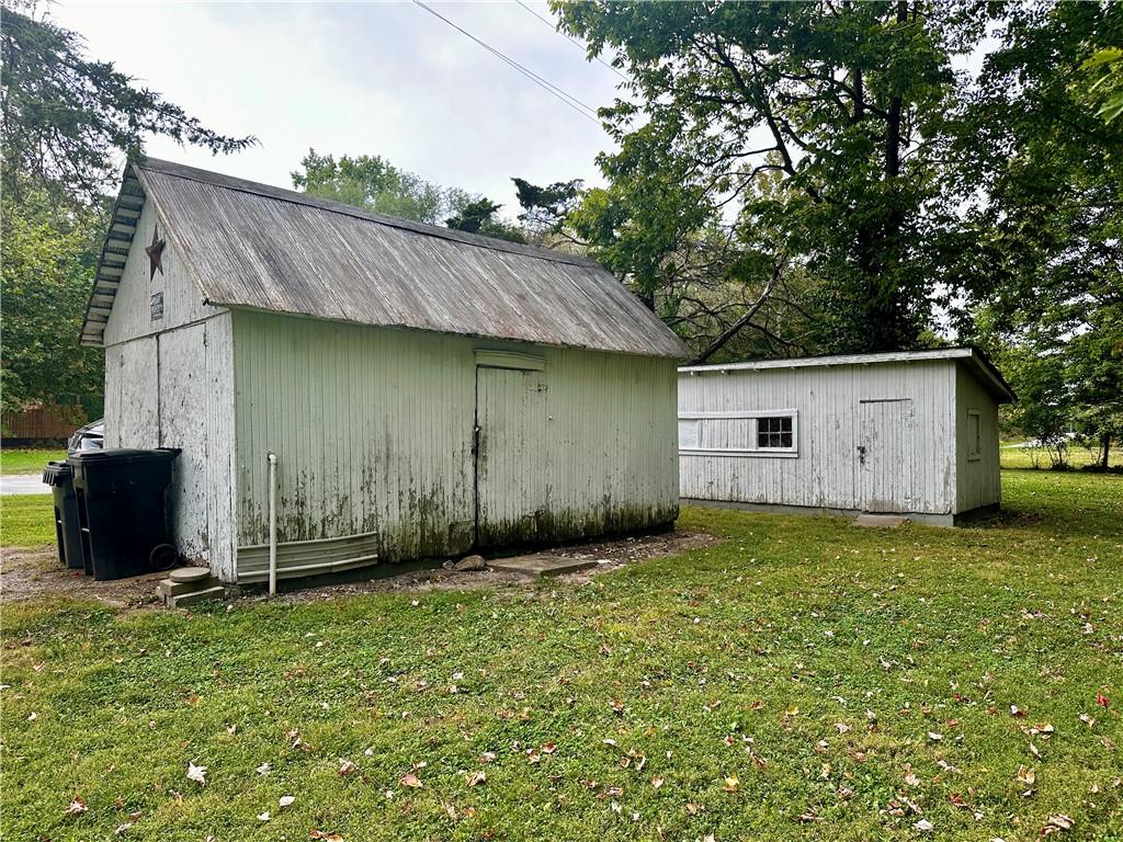 20015 Livingston Road Property Photo 2