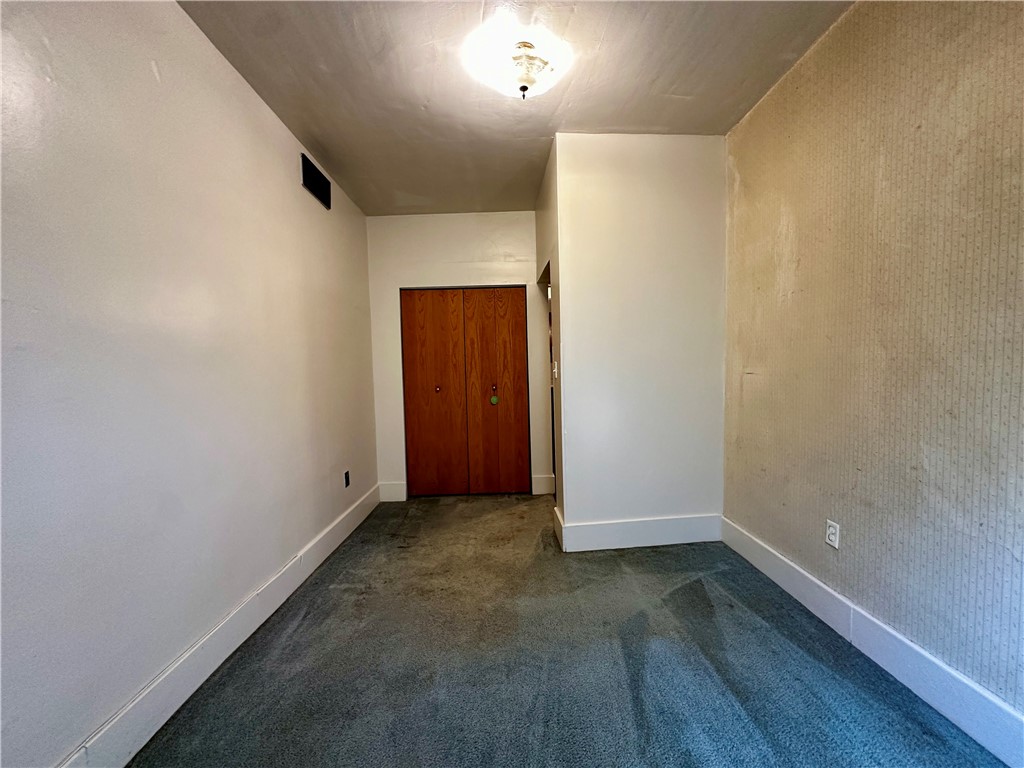20015 Livingston Road Property Photo 14