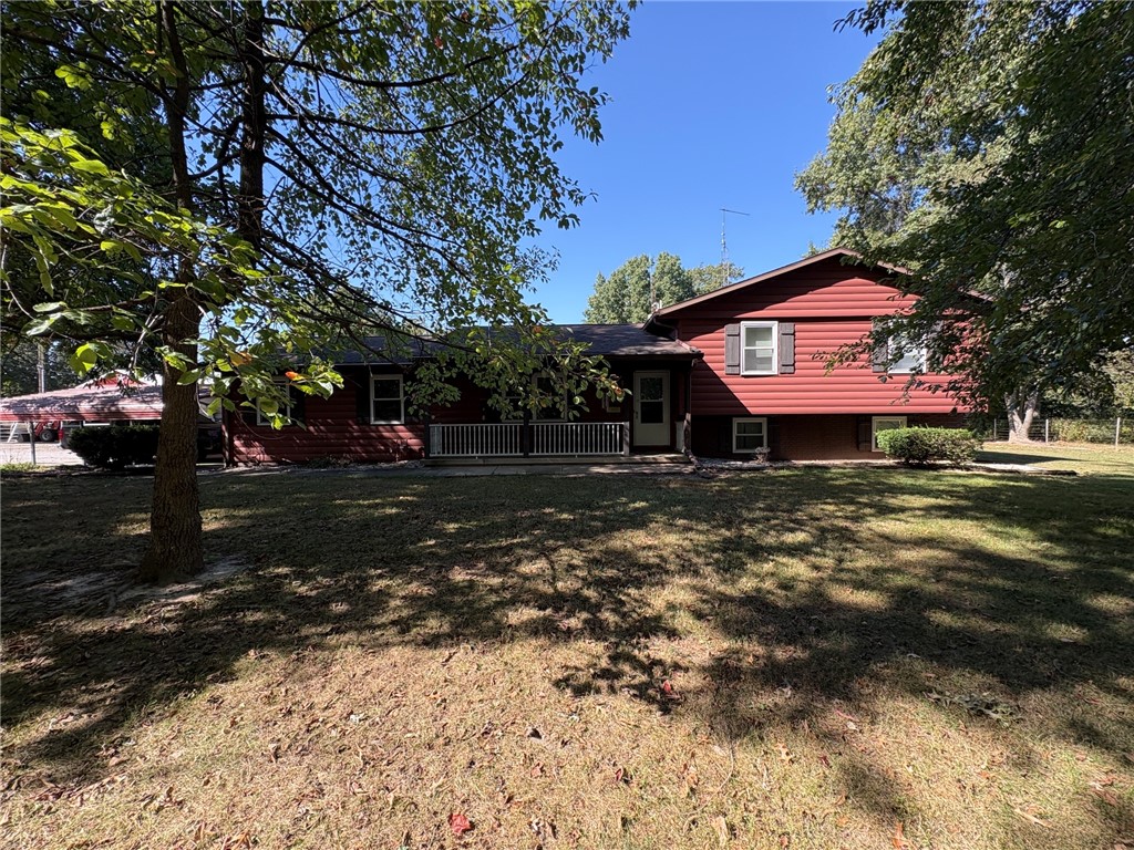 811 N Ash Street Property Photo 2