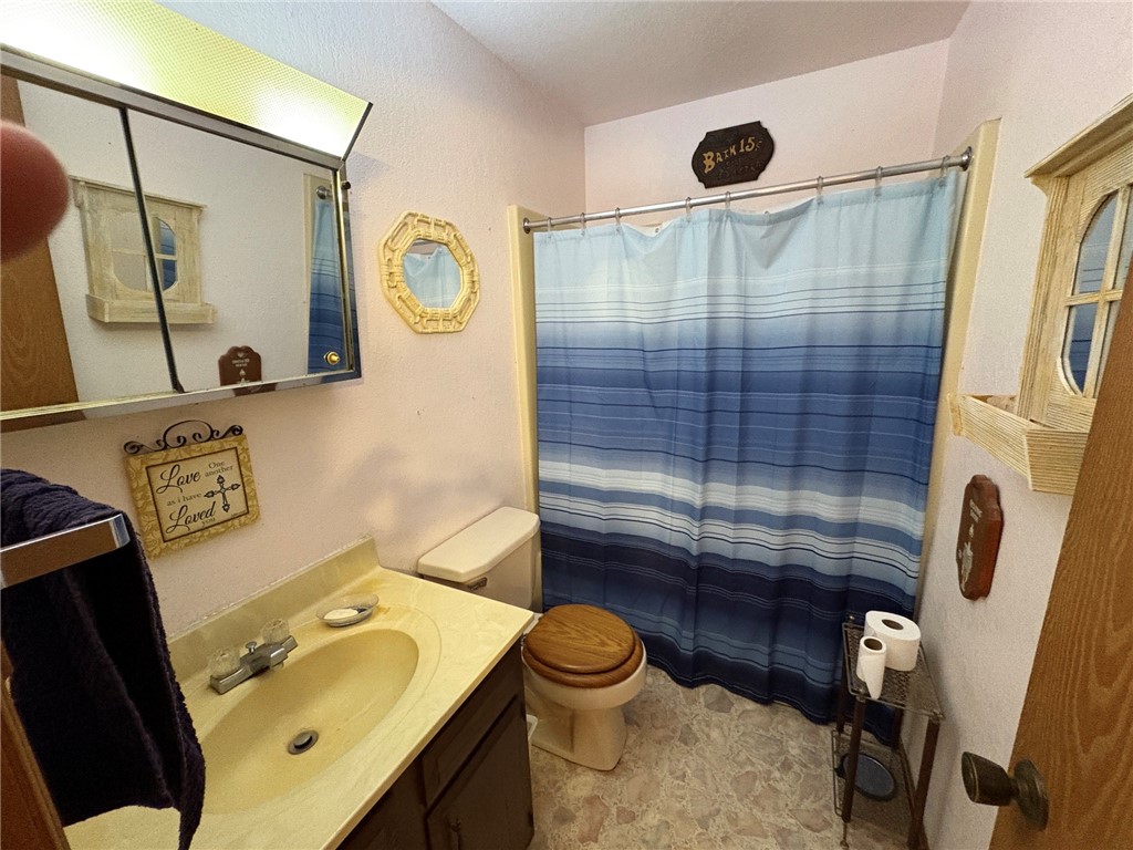 811 N Ash Street Property Photo 11