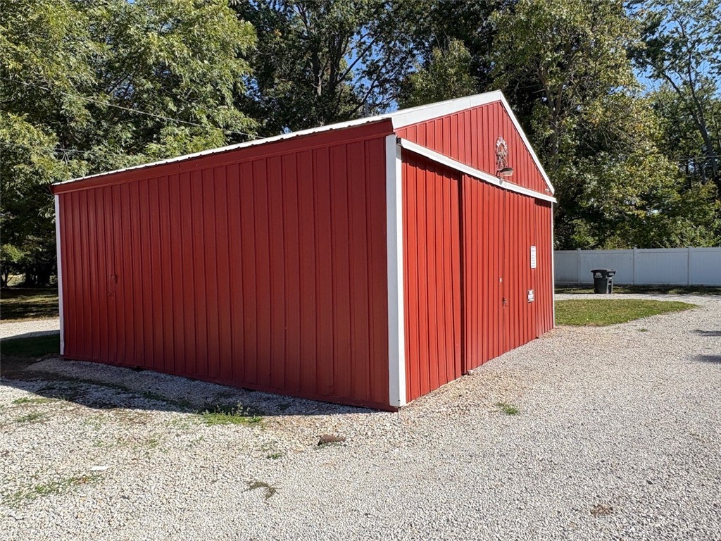 811 N Ash Street Property Photo 13