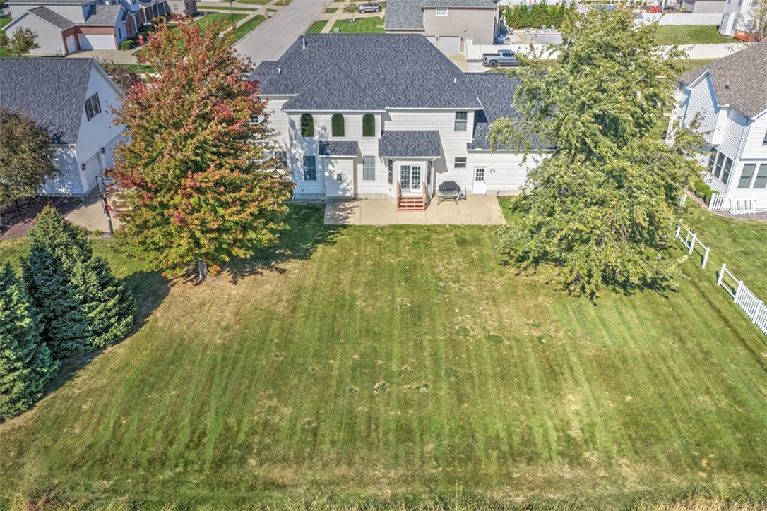 1133 Greenbrier Boulevard Property Photo 5