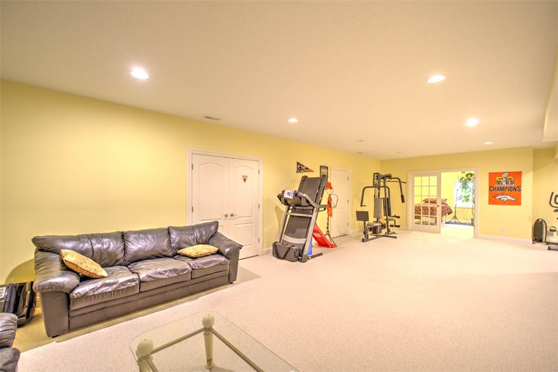 1133 Greenbrier Boulevard Property Photo 35