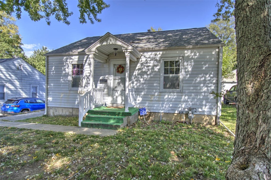 1242 W Marietta Street Property Photo 1