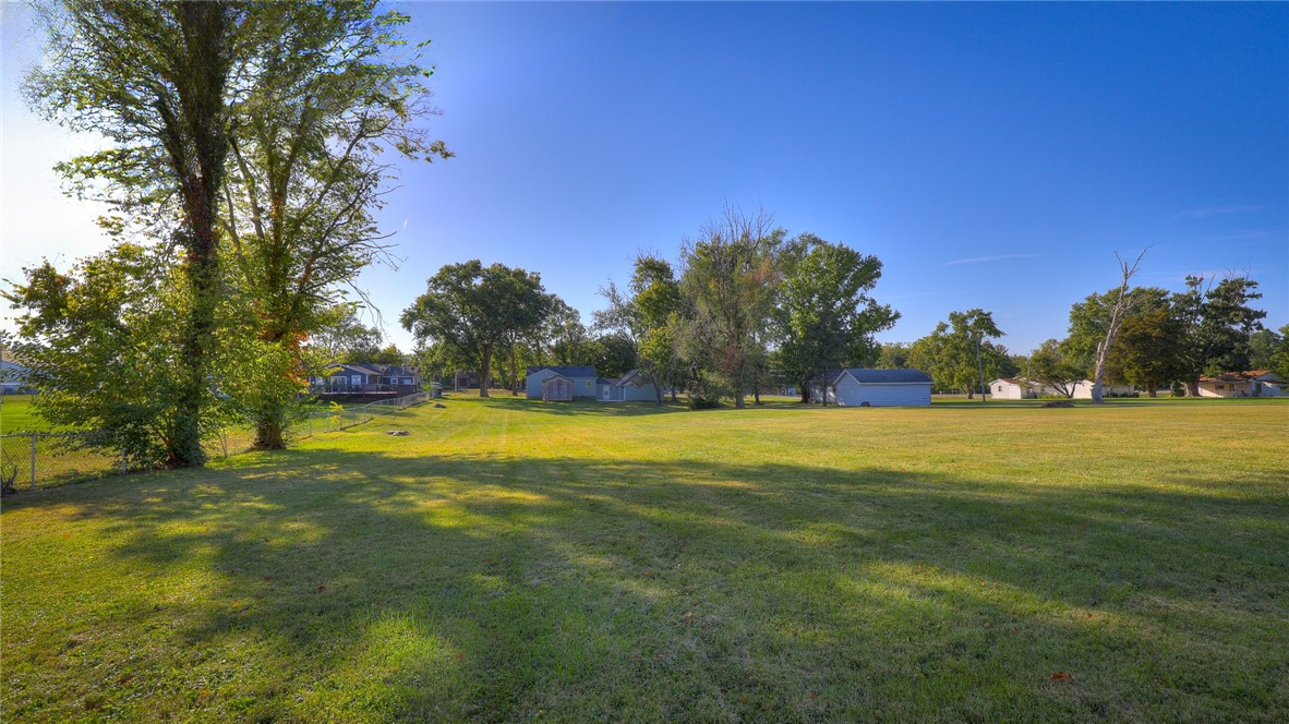 530 State Route 121 Highway Property Photo 8