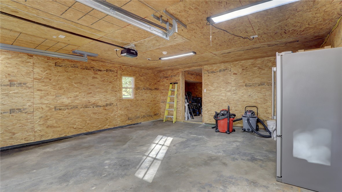 530 State Route 121 Highway Property Photo 33