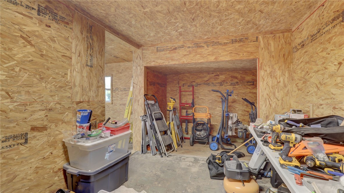 530 State Route 121 Highway Property Photo 36