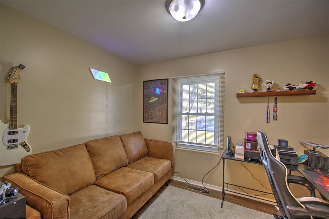 55 Ridgeway Drive Property Photo 12