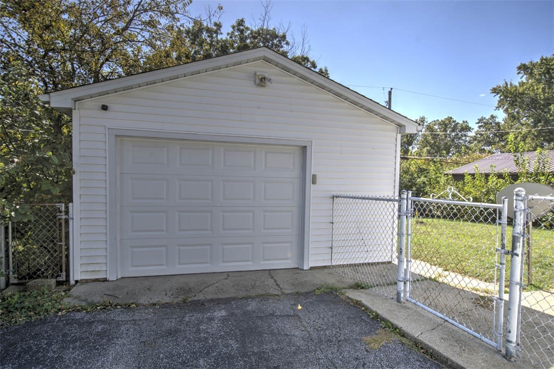 55 Ridgeway Drive Property Photo 16