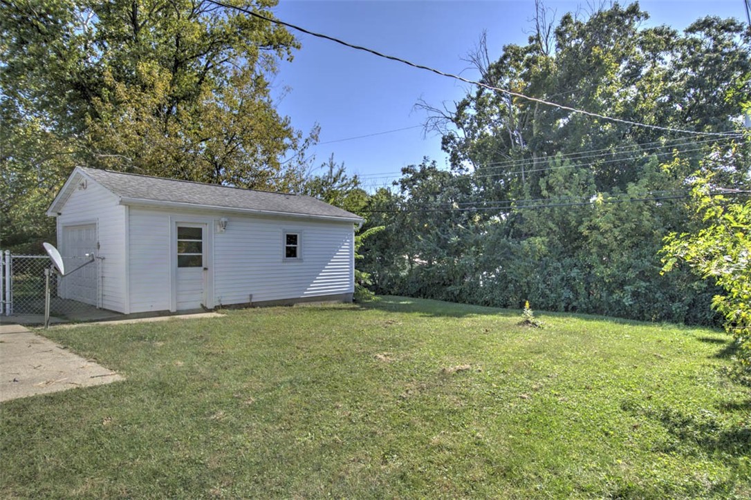 55 Ridgeway Drive Property Photo 17