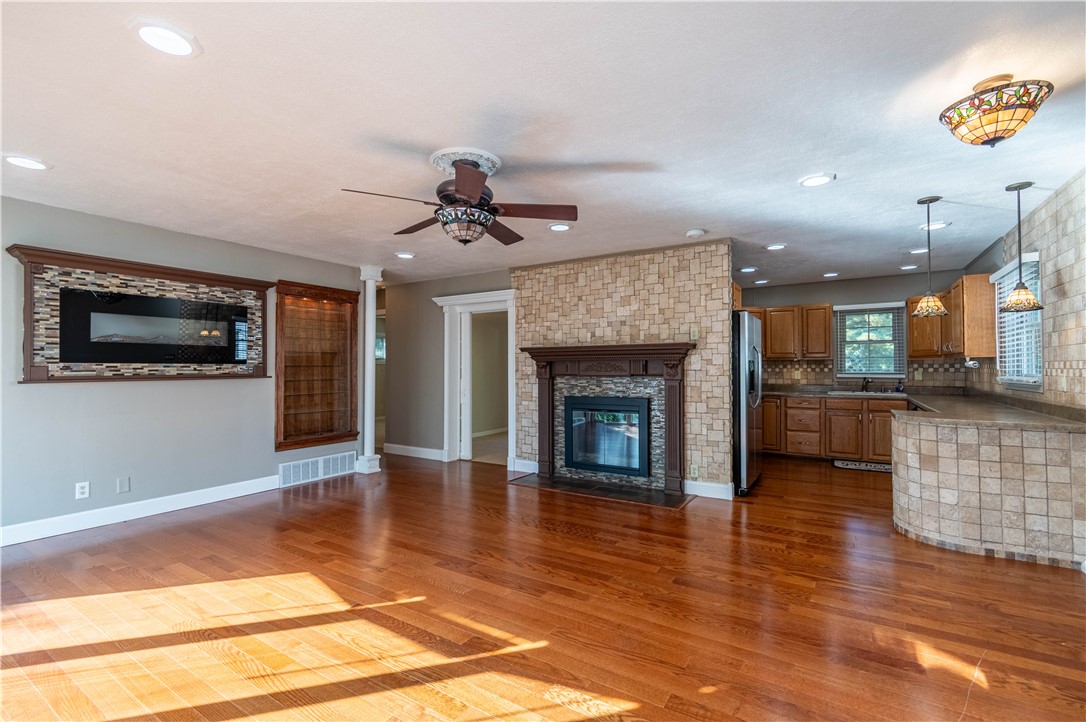 19 Maple Court Property Photo 4