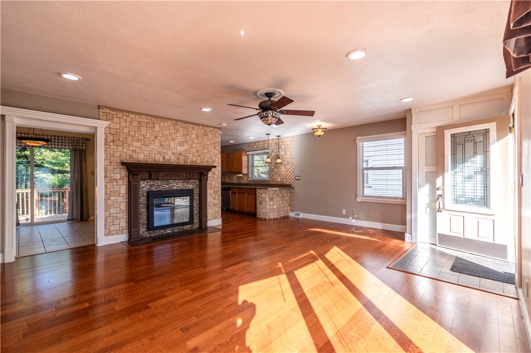 19 Maple Court Property Photo 6