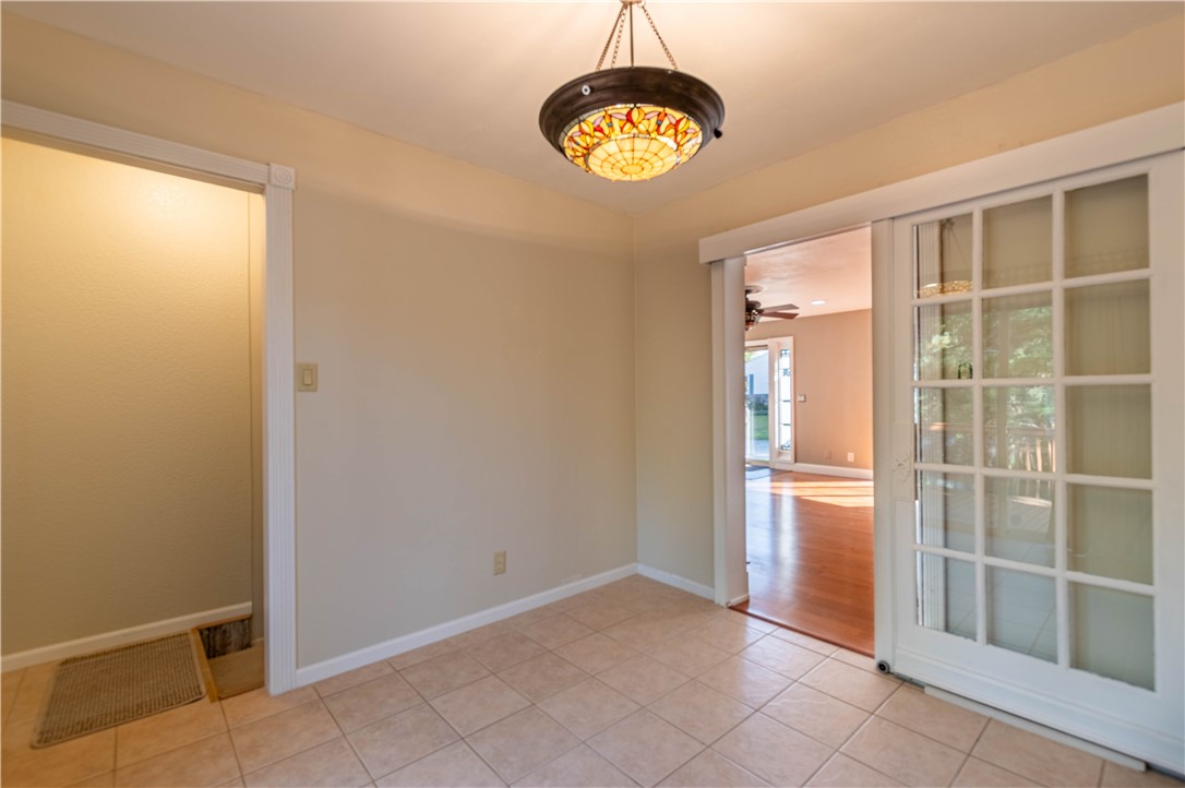 19 Maple Court Property Photo 13