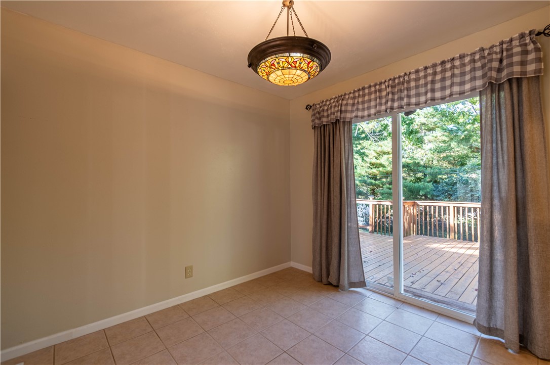 19 Maple Court Property Photo 14