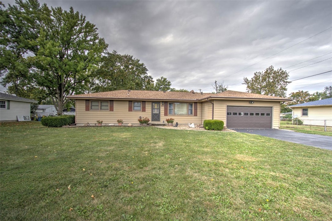 595 Benton Drive Property Photo 1