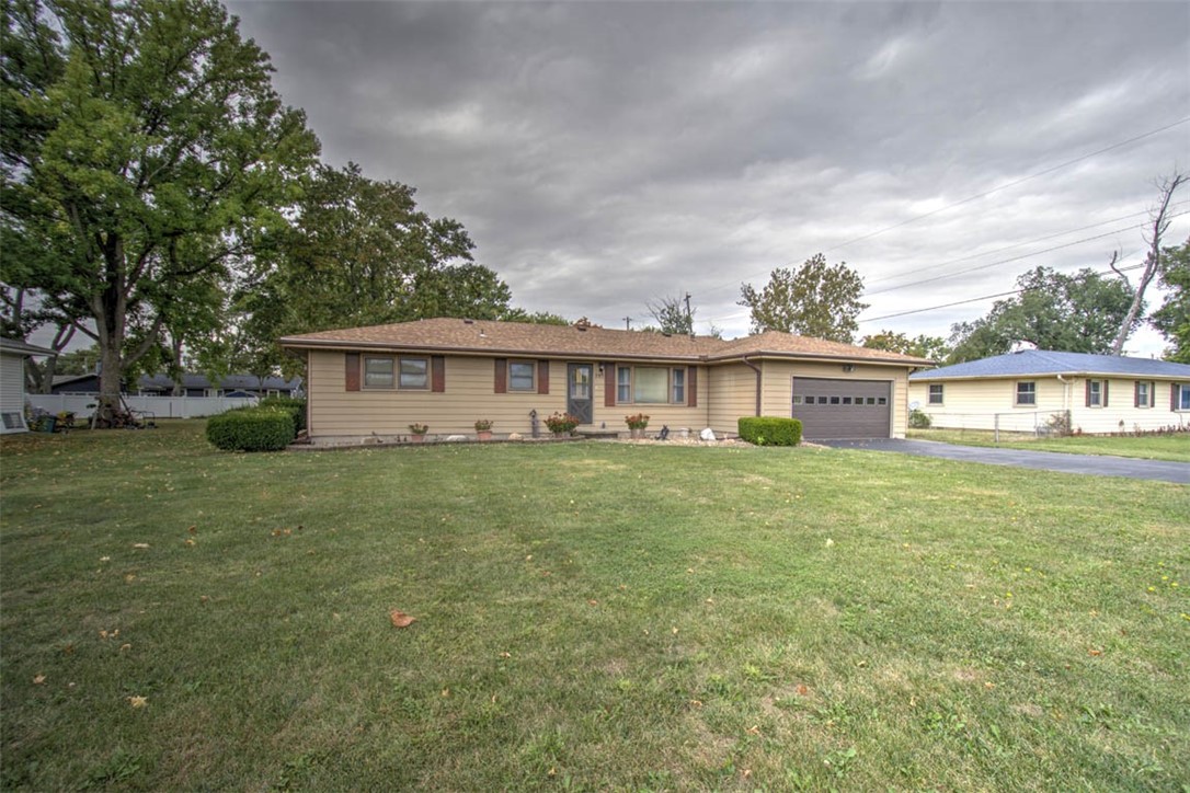 595 Benton Drive Property Photo 8