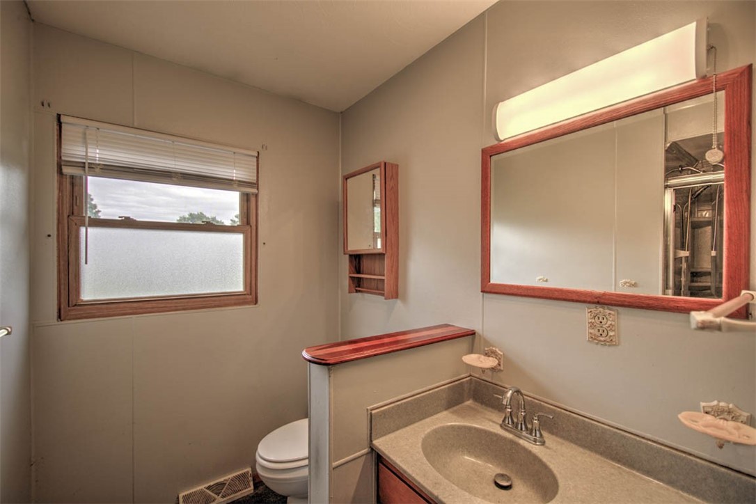595 Benton Drive Property Photo 21