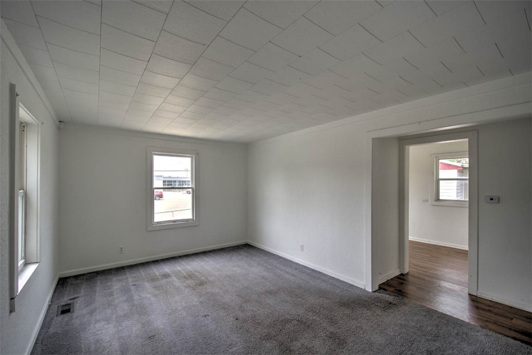 1595 Vanderhoof Street Property Photo 5