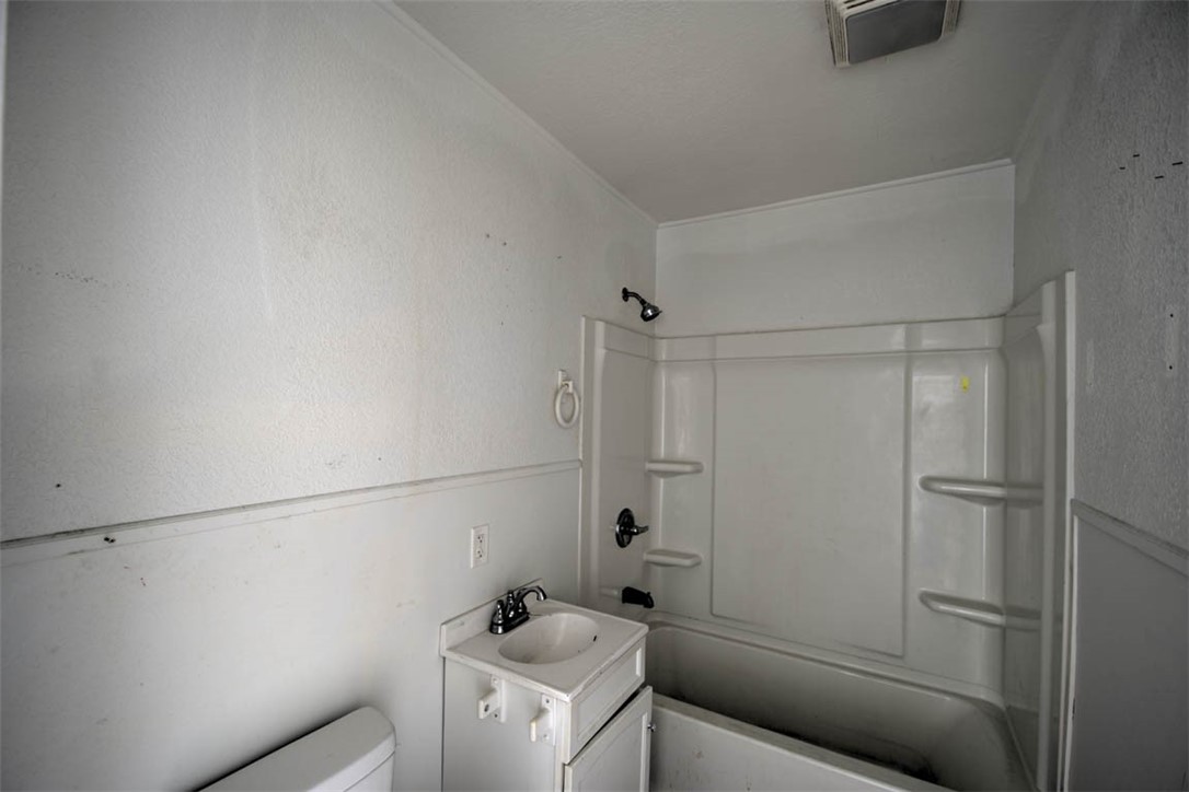 1595 Vanderhoof Street Property Photo 15