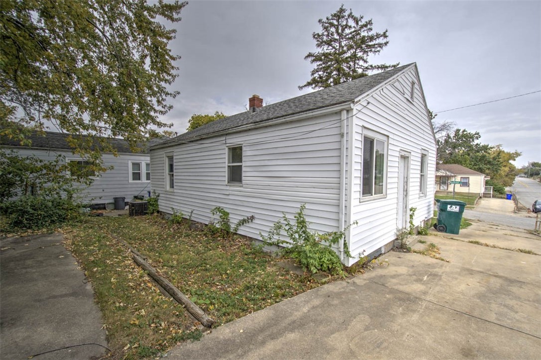 1595 Vanderhoof Street Property Photo 16