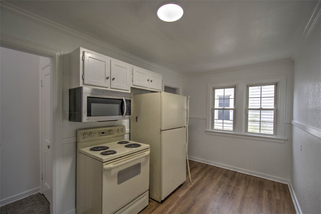 1423 Vanderhoof Street Property Photo 8