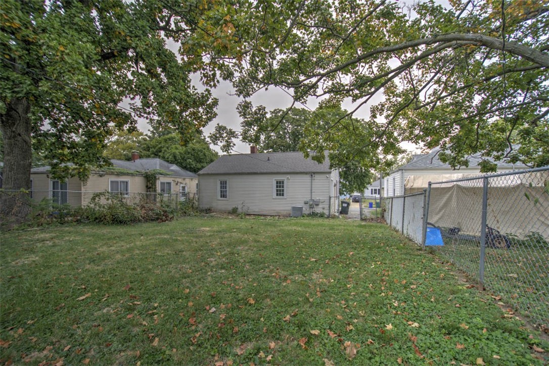 1423 Vanderhoof Street Property Photo 15