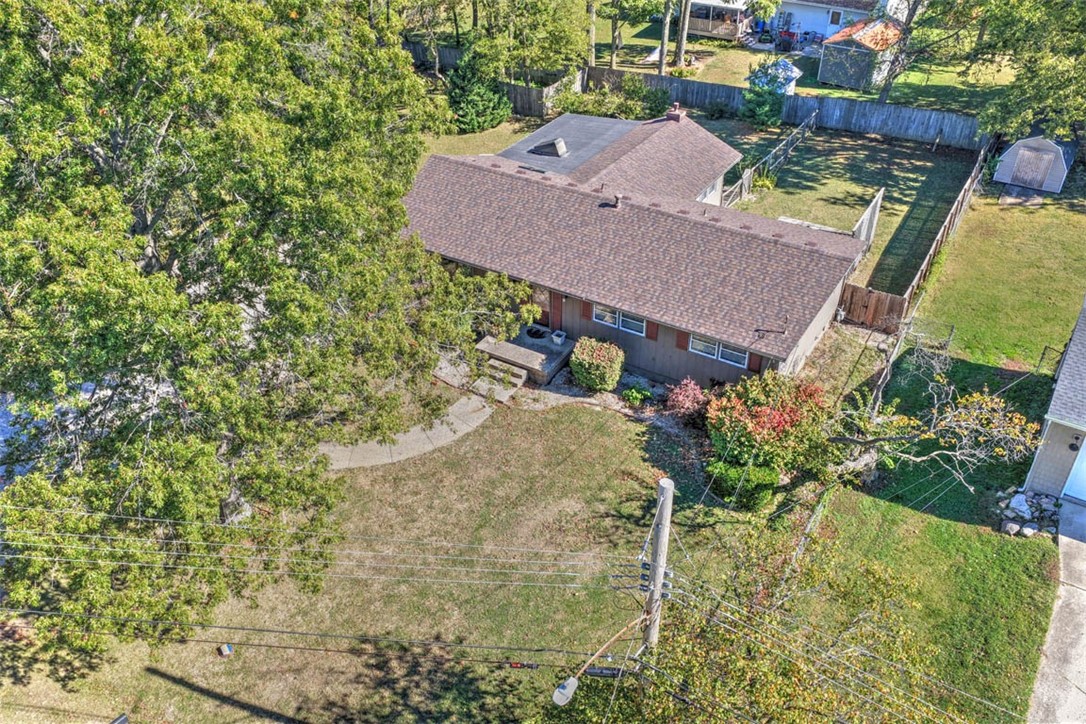 540 Sunset Drive Property Photo 2