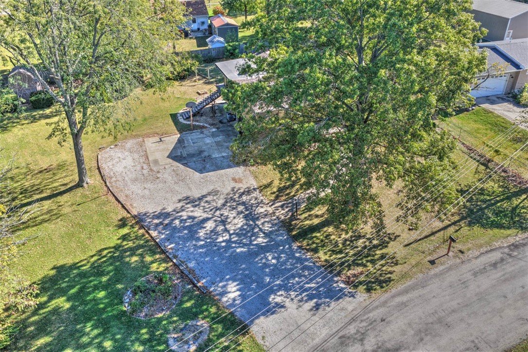 540 Sunset Drive Property Photo 3