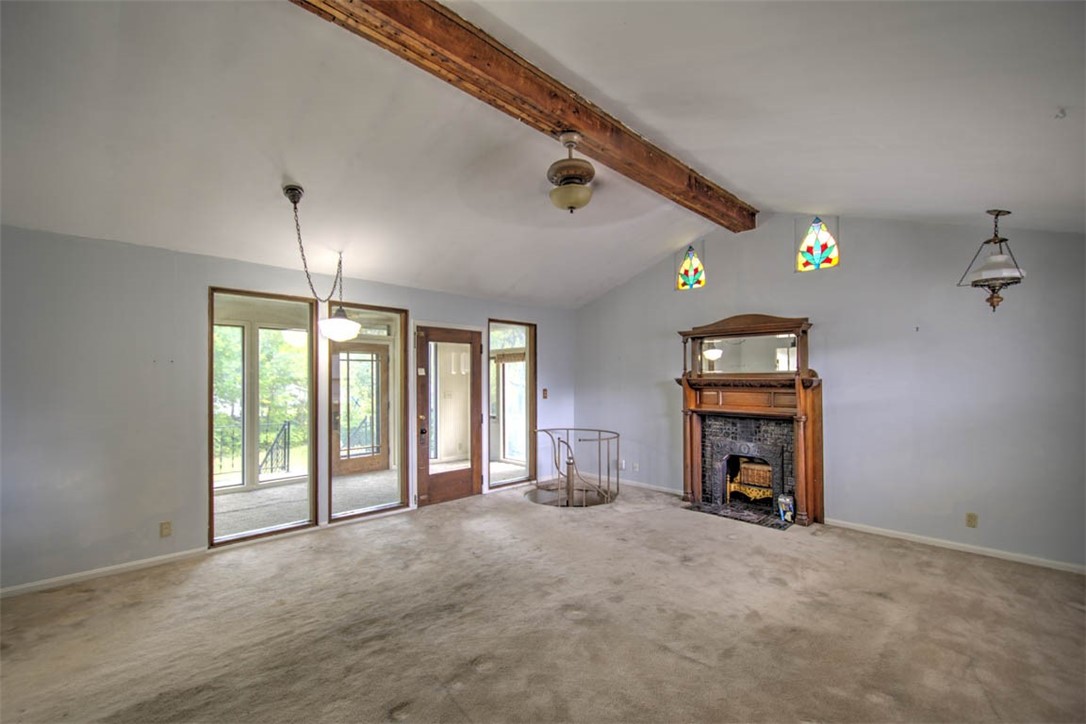 540 Sunset Drive Property Photo 8