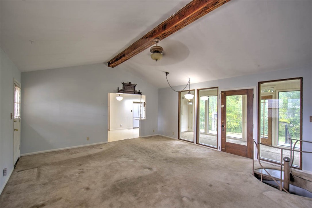 540 Sunset Drive Property Photo 9
