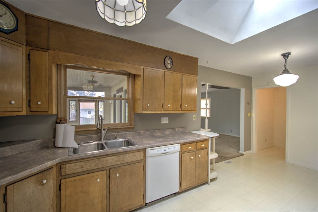 540 Sunset Drive Property Photo 14