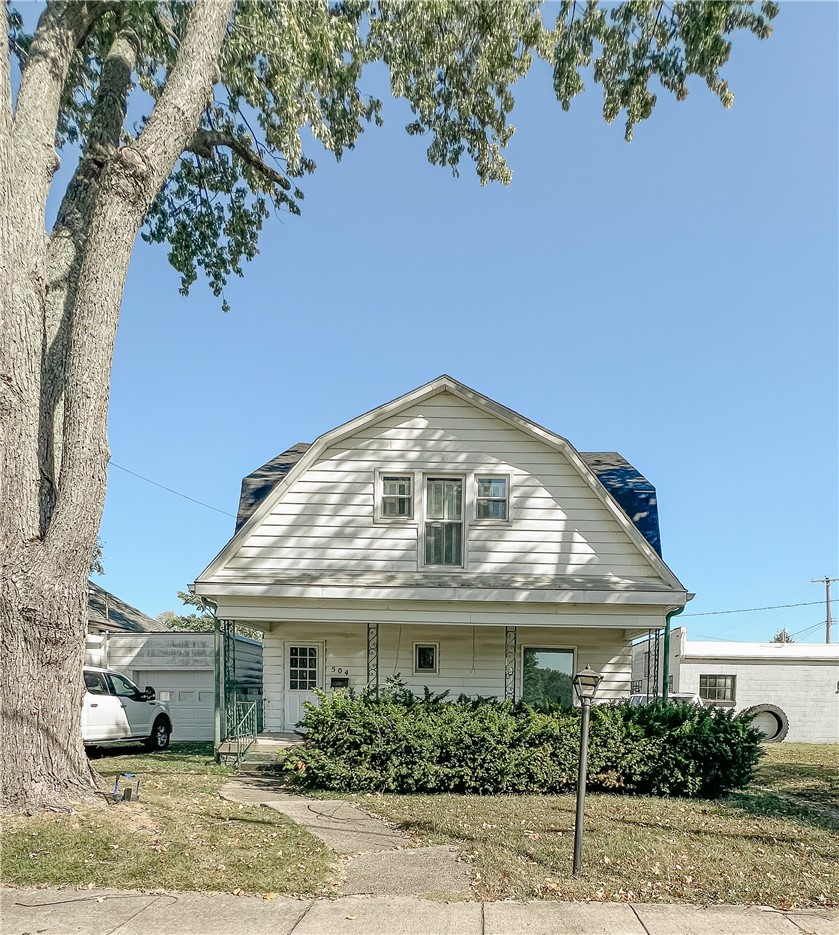 504 N Robb Street Property Photo 2